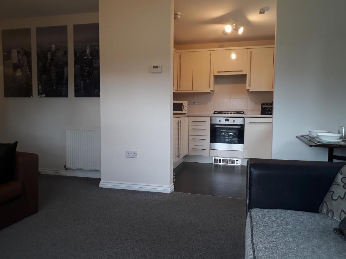 Pond View Apartment Airdrie Luaran gambar